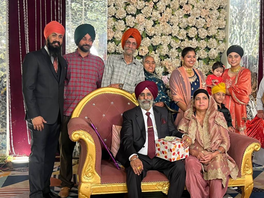 Sardar Balwinder Singh set an example of honesty humility and social service at his farewell party